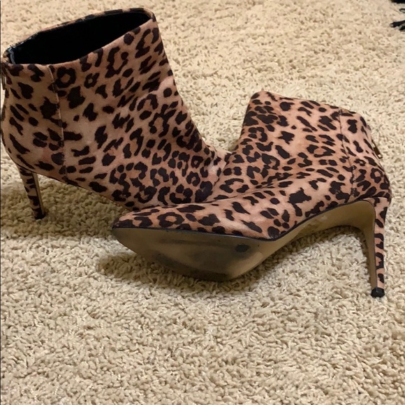 Heels/booties - Picture 4 of 5